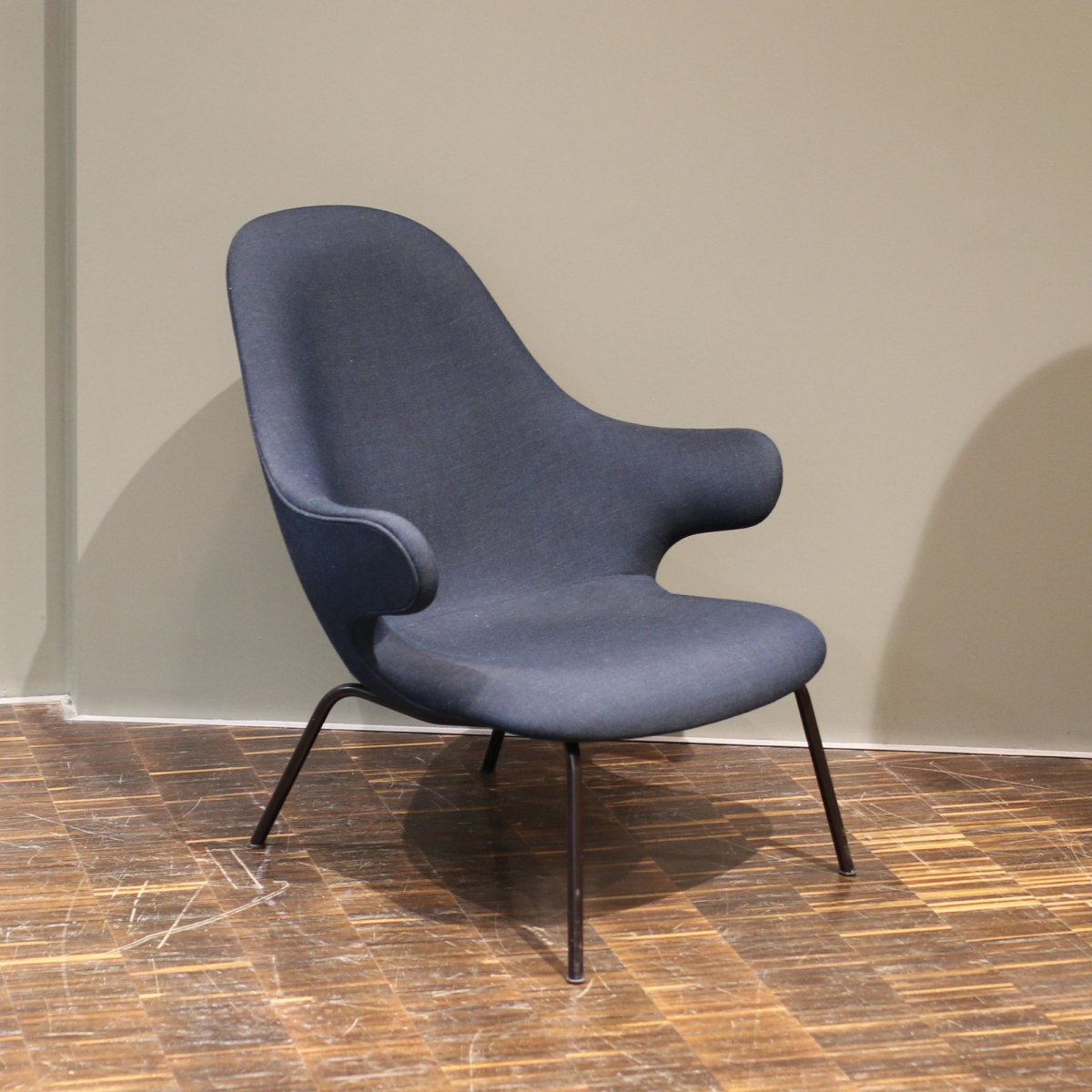 Designerski fotel Catch JH14 &Tradition