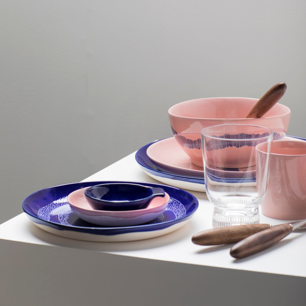 Miska S Delicious Pink Feast