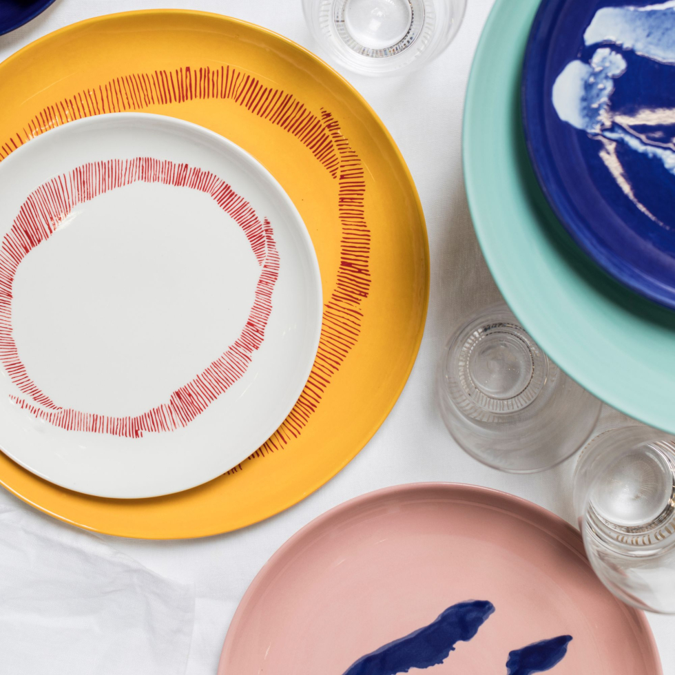Talerz S Feast Yellow Stripes Red