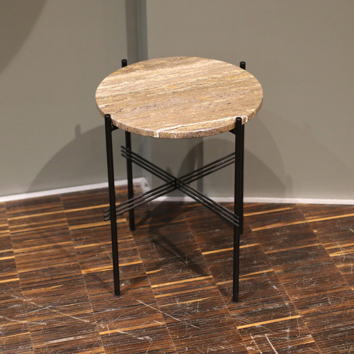 Stolik kawowy TS Ø40 Vibrant Grey Travertine Classic Black