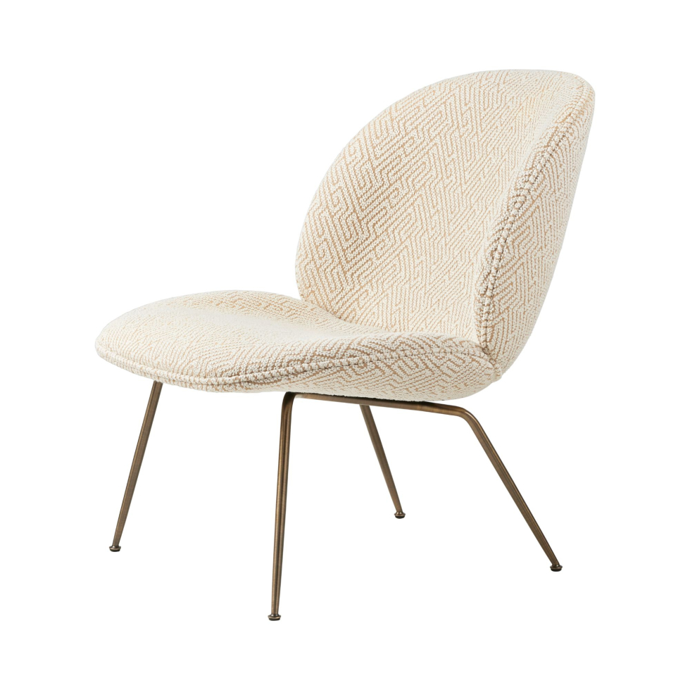 Tapicerowany fotel Beetle Gubi