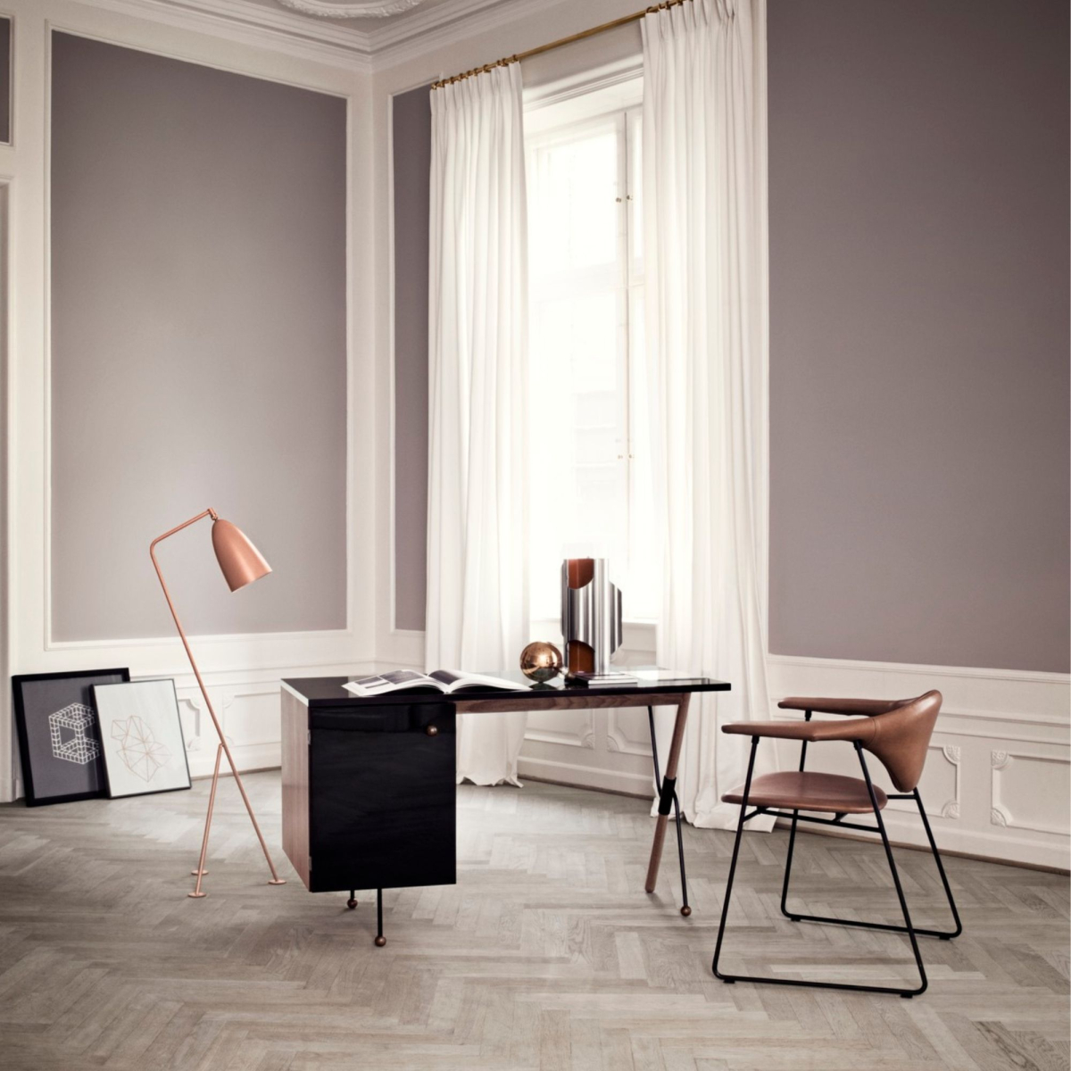 Tapicerowane krzesło Masculo Gubi