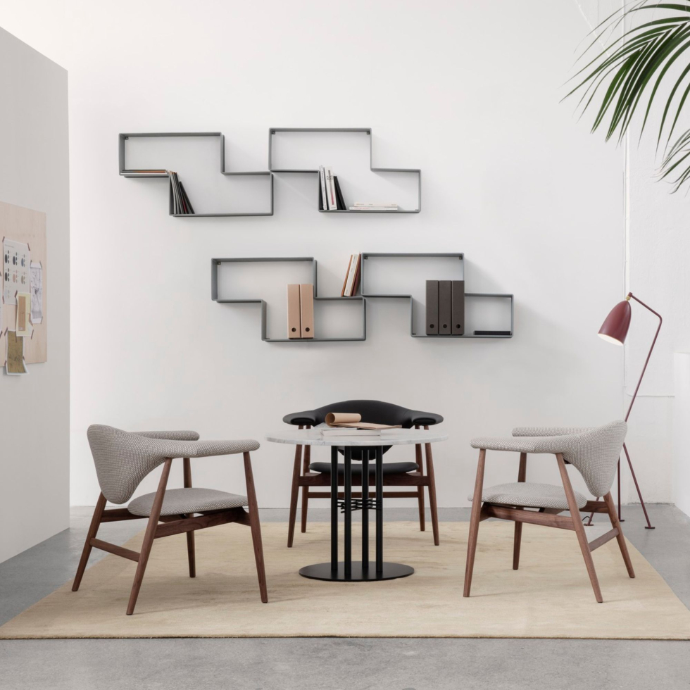 Tapicerowane krzesło Masculo Gubi