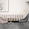 Tapicerowana sofa Modern Line Gubi