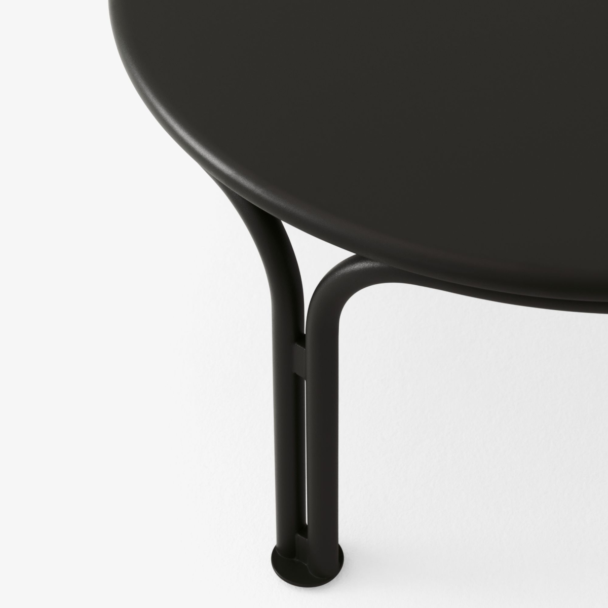 Stolik kawowy outdoorowy Thorvald SC108 Ø70cm Warm Black