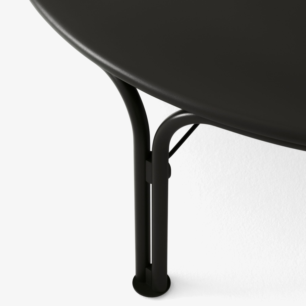 Stolik kawowy outdoorowy Thorvald SC109 Ø115cm Warm Black