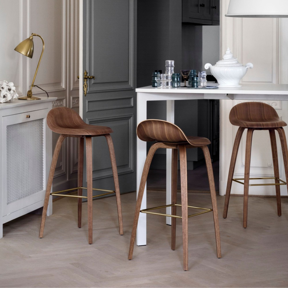 Nowoczesne krzesło barowe 3D, drewniane nogi GUBI