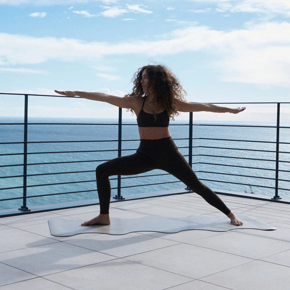 Mata do ćwiczeń Mar Greige