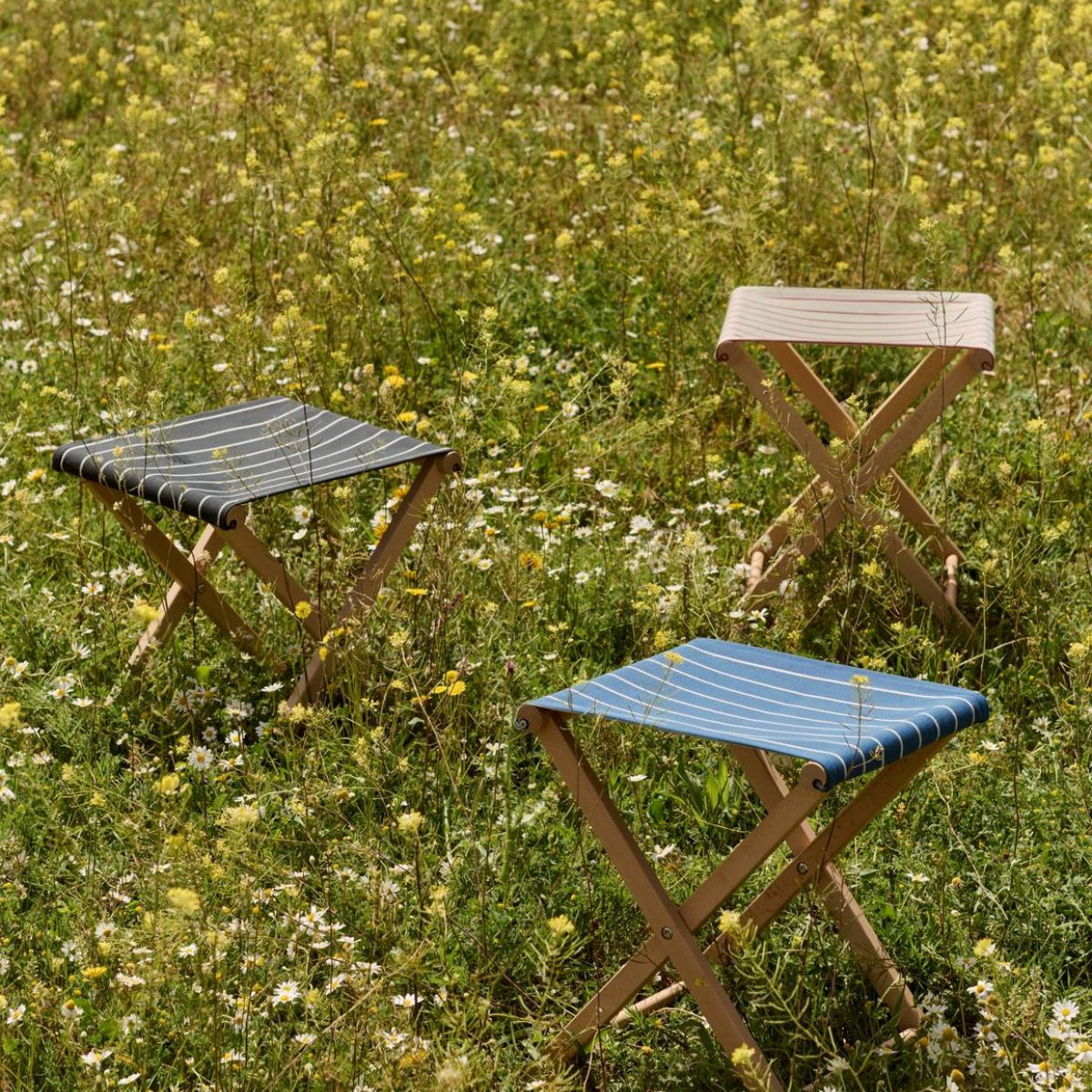 Outdoor Market Stołek składany Black Beige Stripe