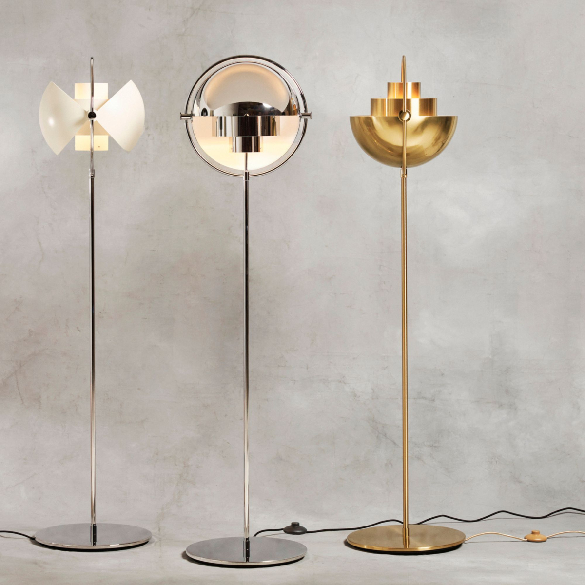 Regulowana lampa podłogowa Multi-Lite Chrome - GUBI