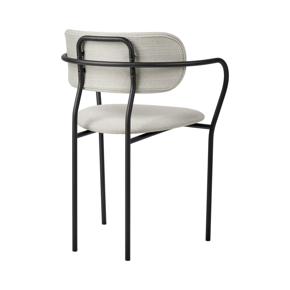 Tapicerowane krzesło Coco z podłokietnikami Gubi