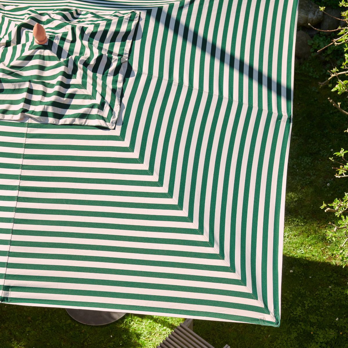 Parasol ogrodowy Messina Ø300 Light Apricot/Dark Green