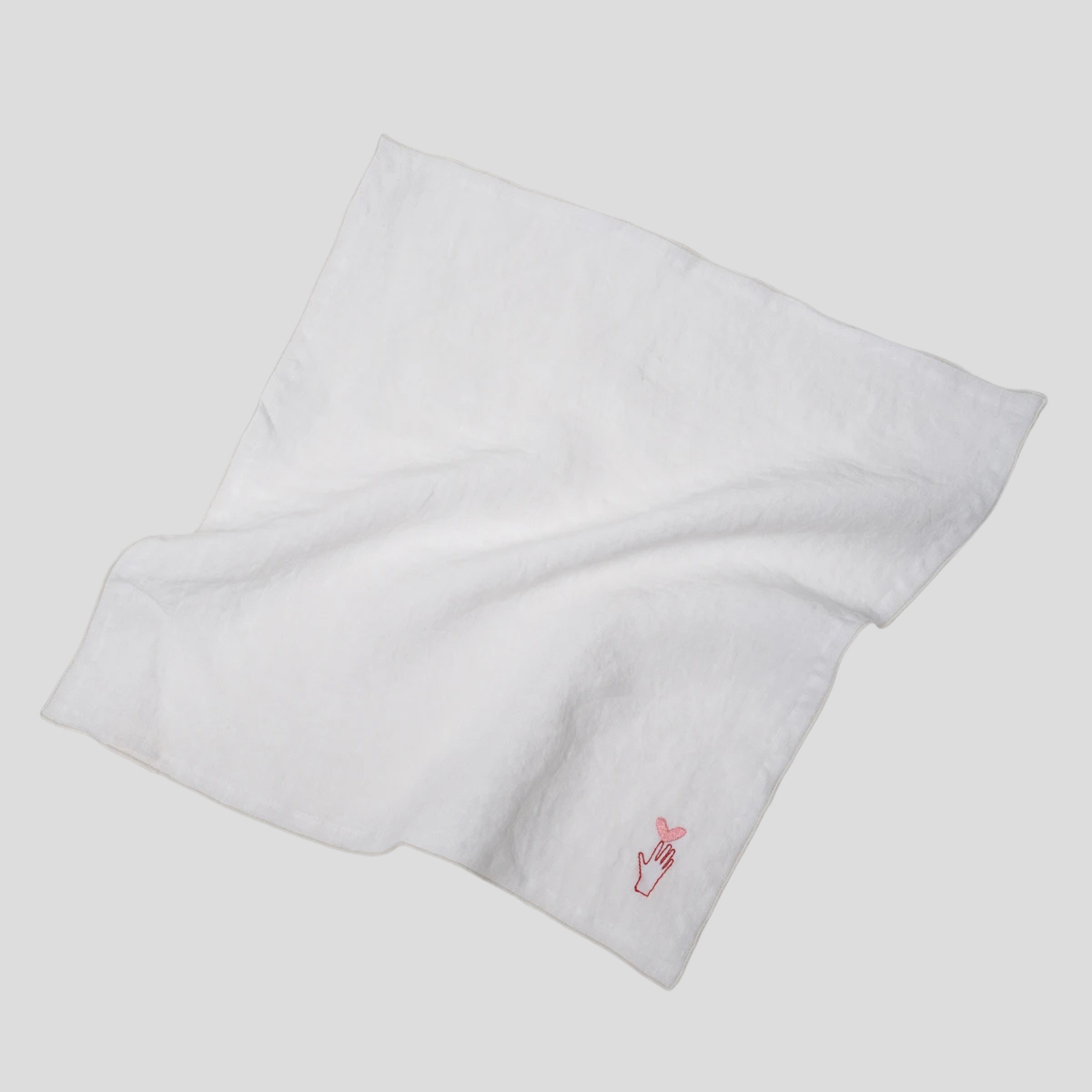 Serwetka z haftem rączka z sercem, 40x40, white NAP