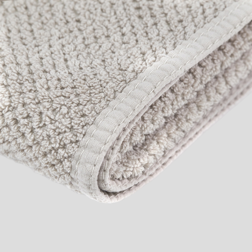 Ręcznik Bee Waffle Fog 50x100 NAP