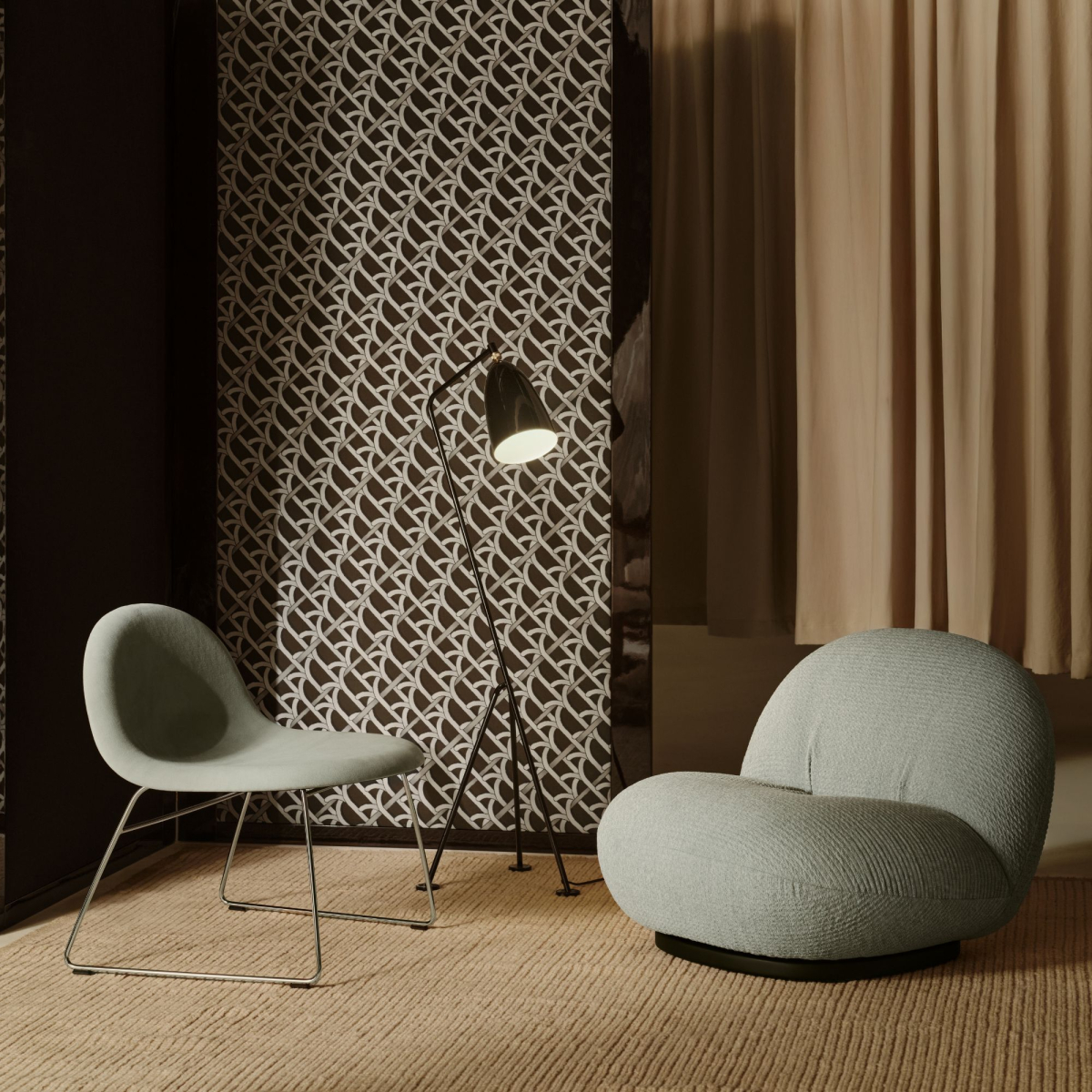 Obrotowy fotel Pacha returning swivel Gubi