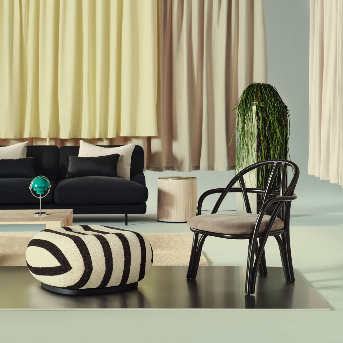 Miękka otomana Pacha swivel base Gubi