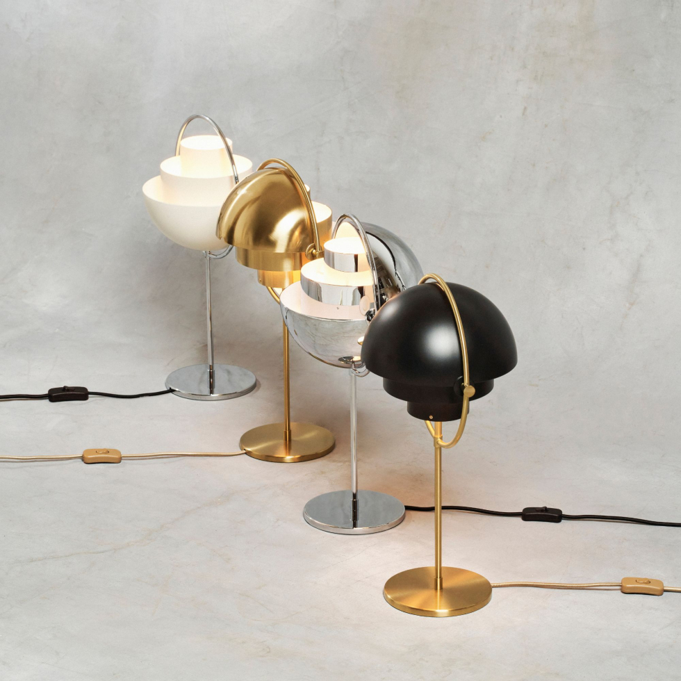 Lampa stołowa Multi-Lite Brass Base Shiny Gubi