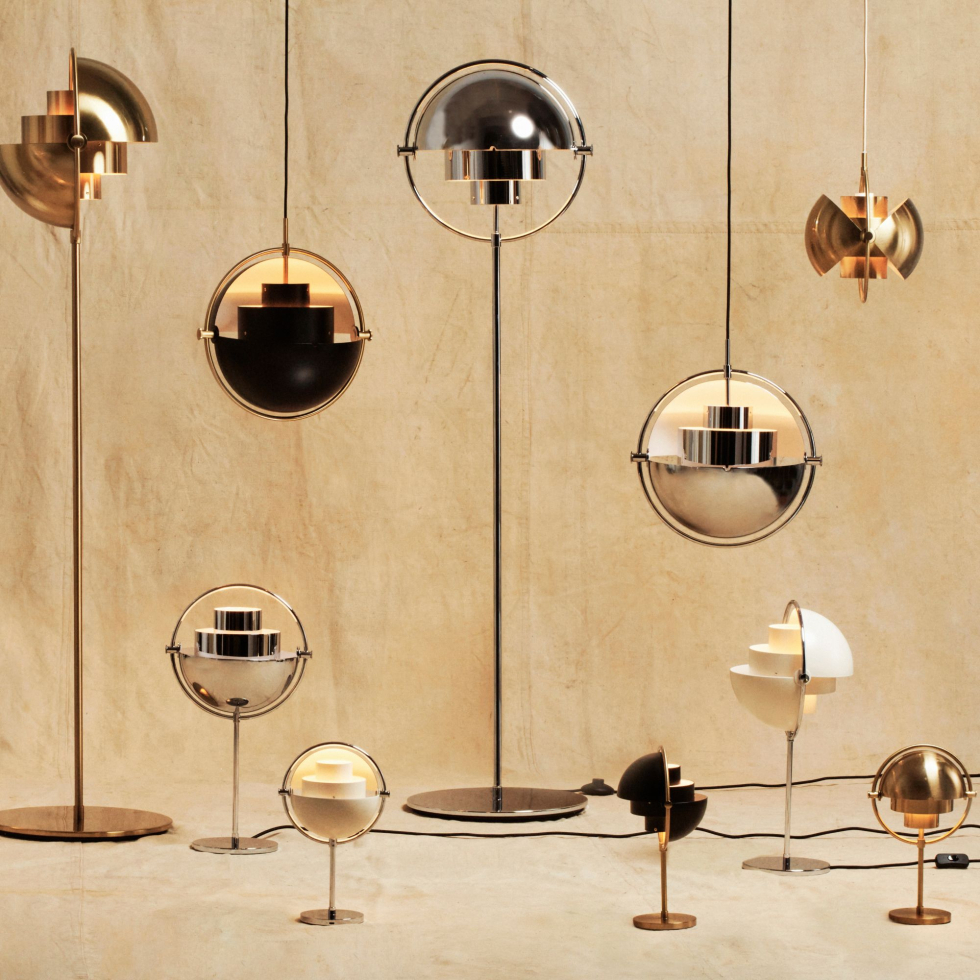 Lampa stołowa Multi-Lite Brass Base Desert Gubi