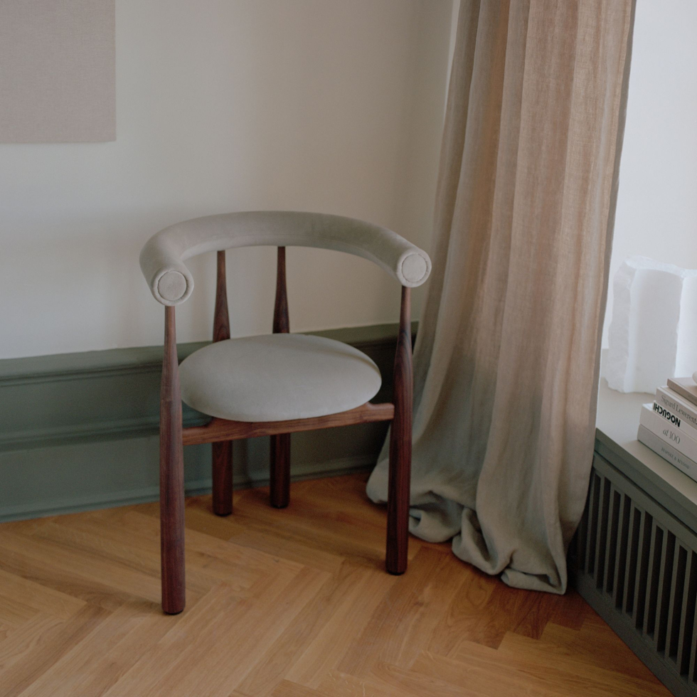 Krzesło tapicerowane Bukowski Orzech