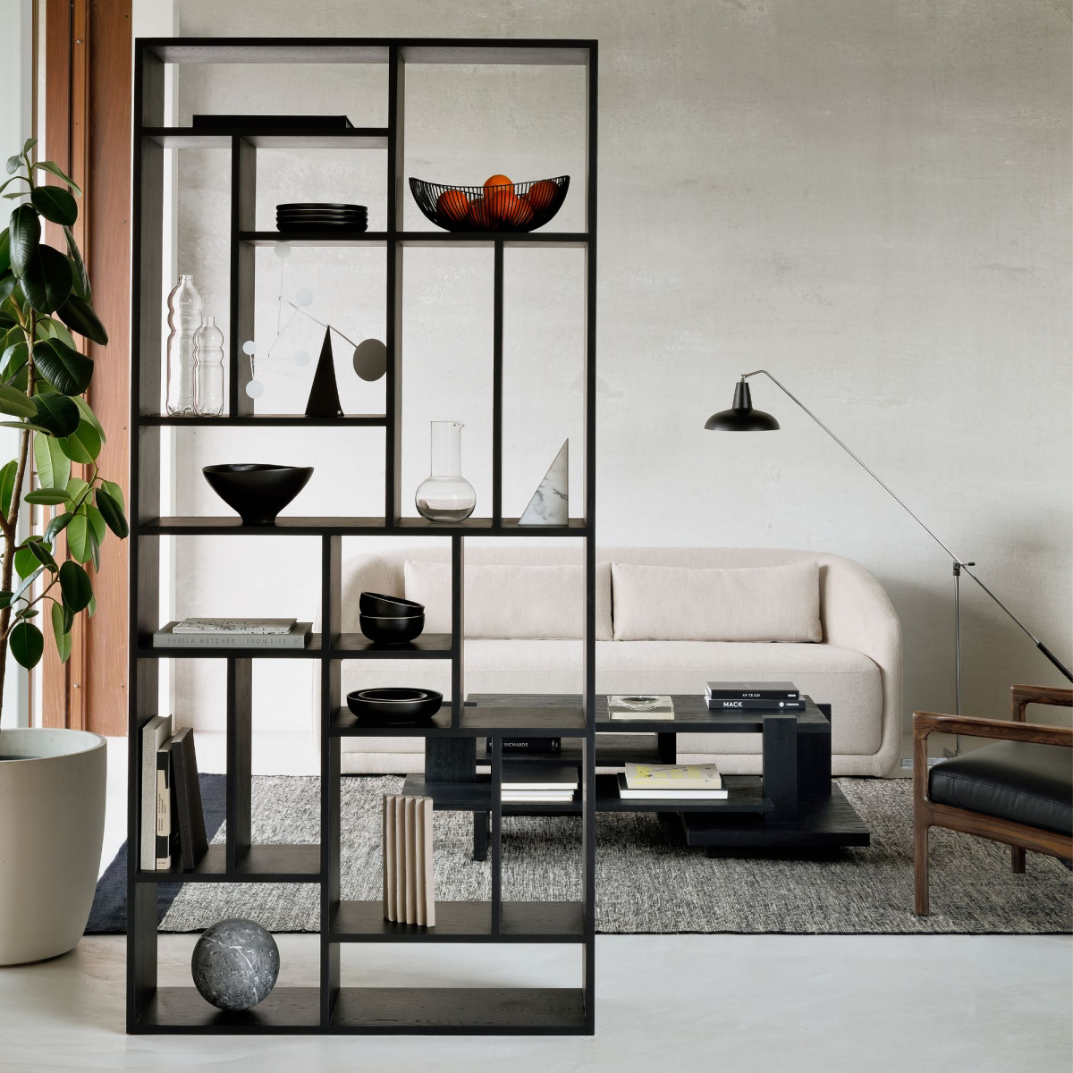 Regał dębowy czarny M 104 cm