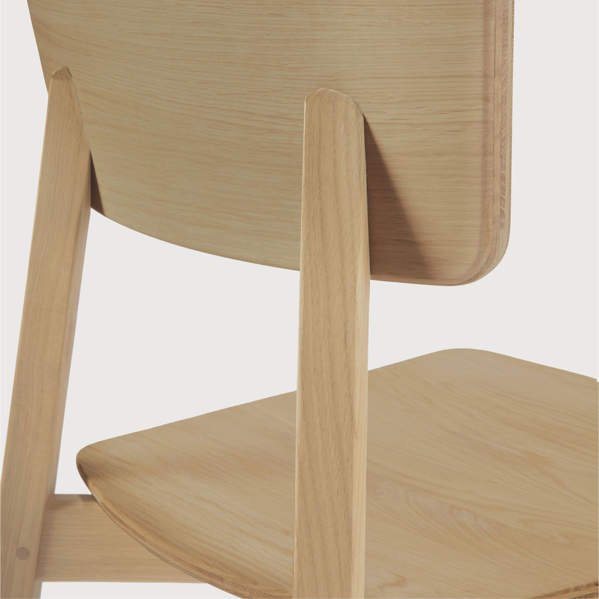 Krzesło dębowe lakierowane Casale