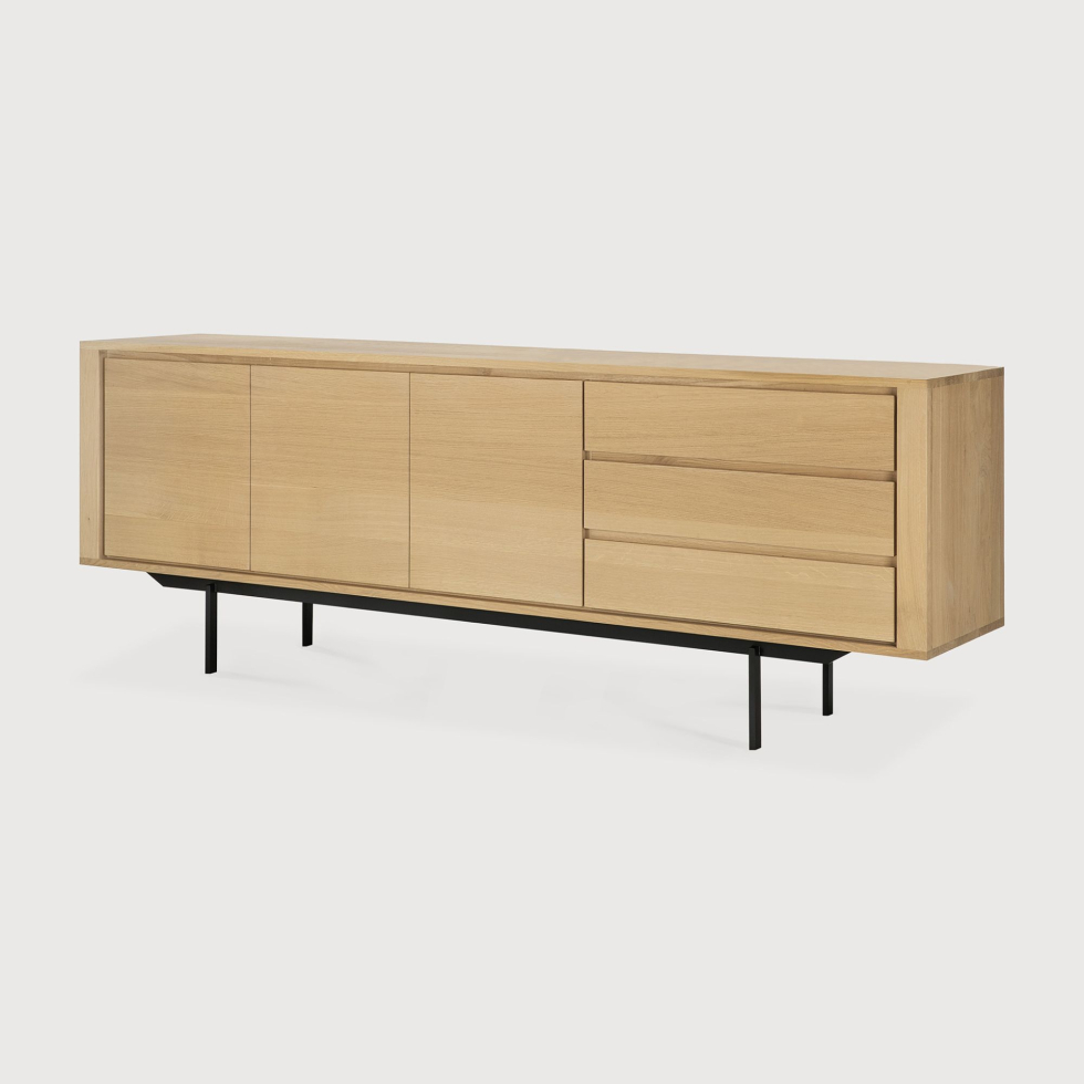 Komoda na nóżkach Shadow 224 cm