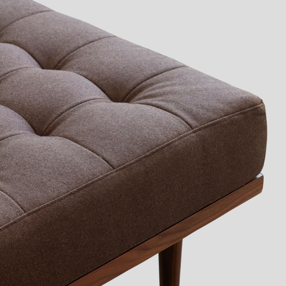 Sofa Wall Street
