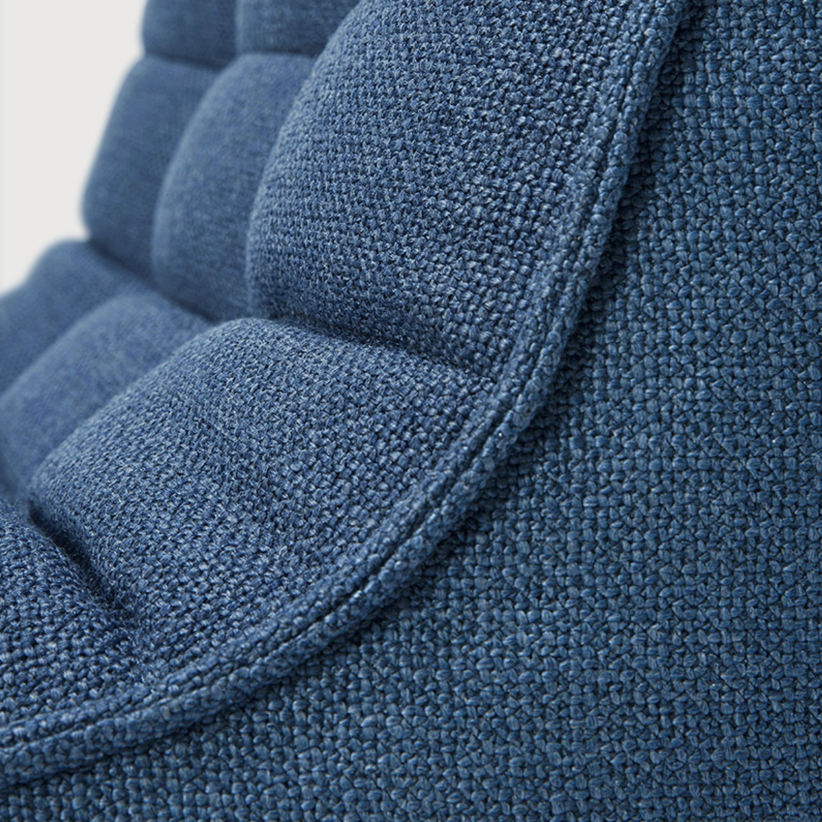 Tapicerowany tkaniną fotel N701 Blue Ethnicraft