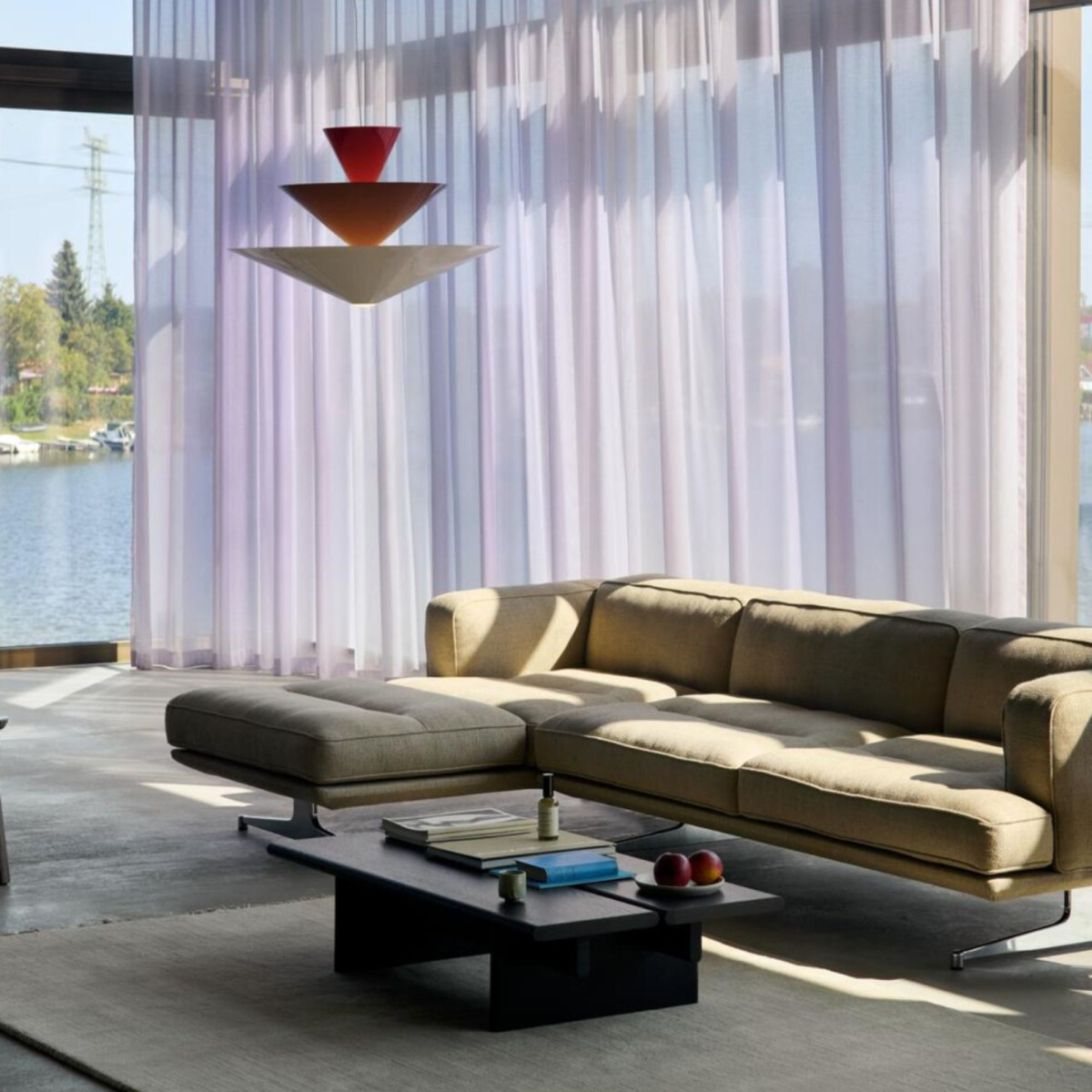 Lampa wisząca Gio LN15 Vermilion Red, Dark Burgundy & Ecru White &Tradition