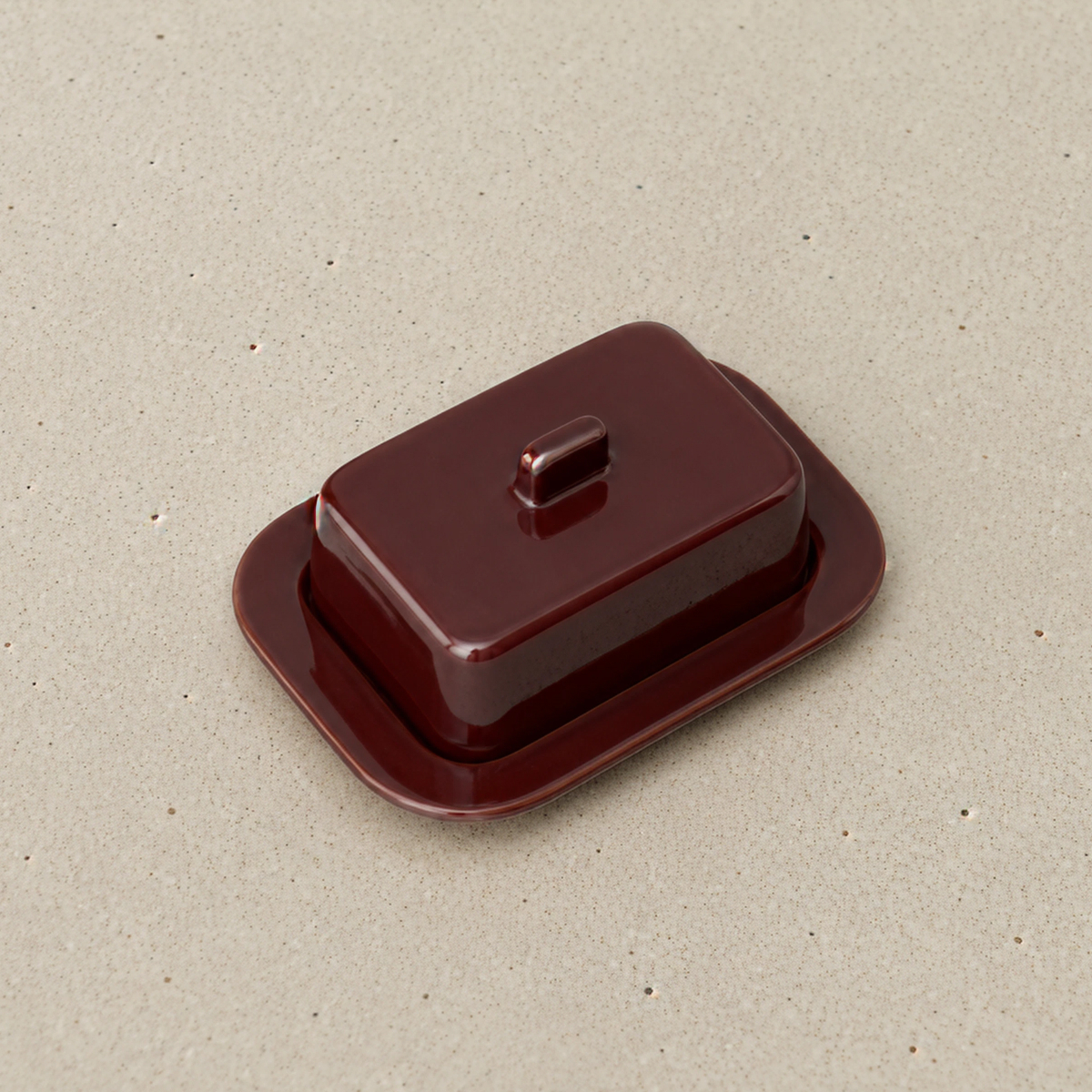 Maselniczka Barro Butter Dish Burgundy HAY