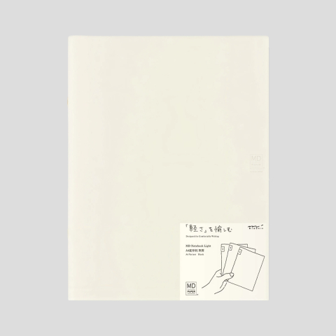 Zestaw trzech gładki notatników Light A4 Blank