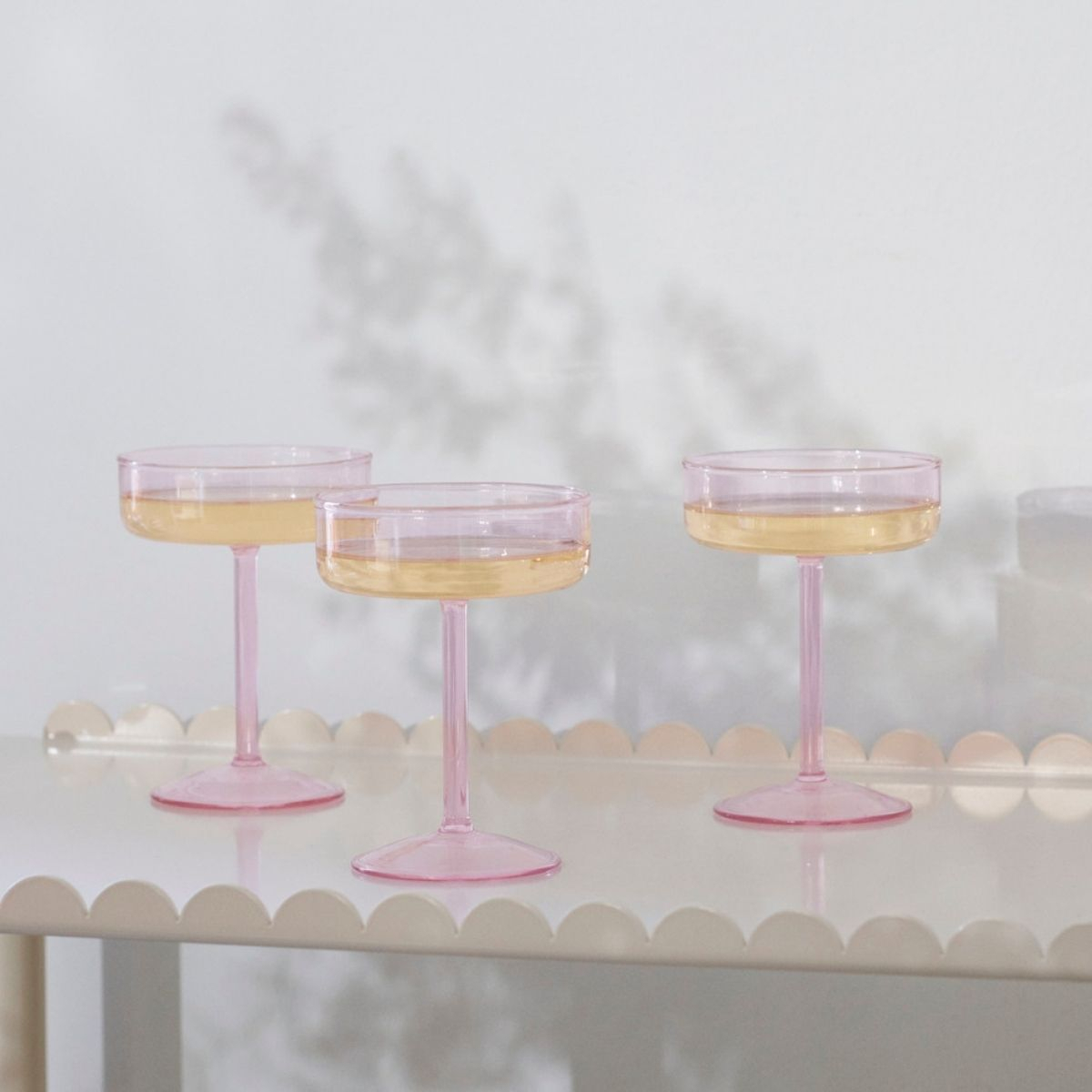 Zestaw kieliszków koktajlowych Tint Coupe Glass Set of 2 Pink