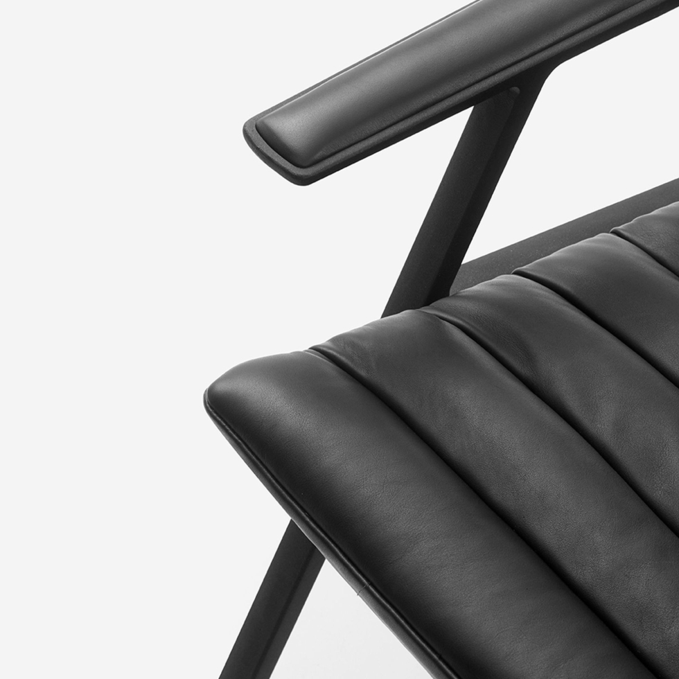 Fotel 456 black
