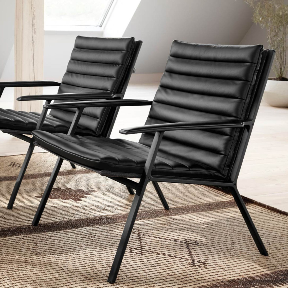 Fotel 456 black