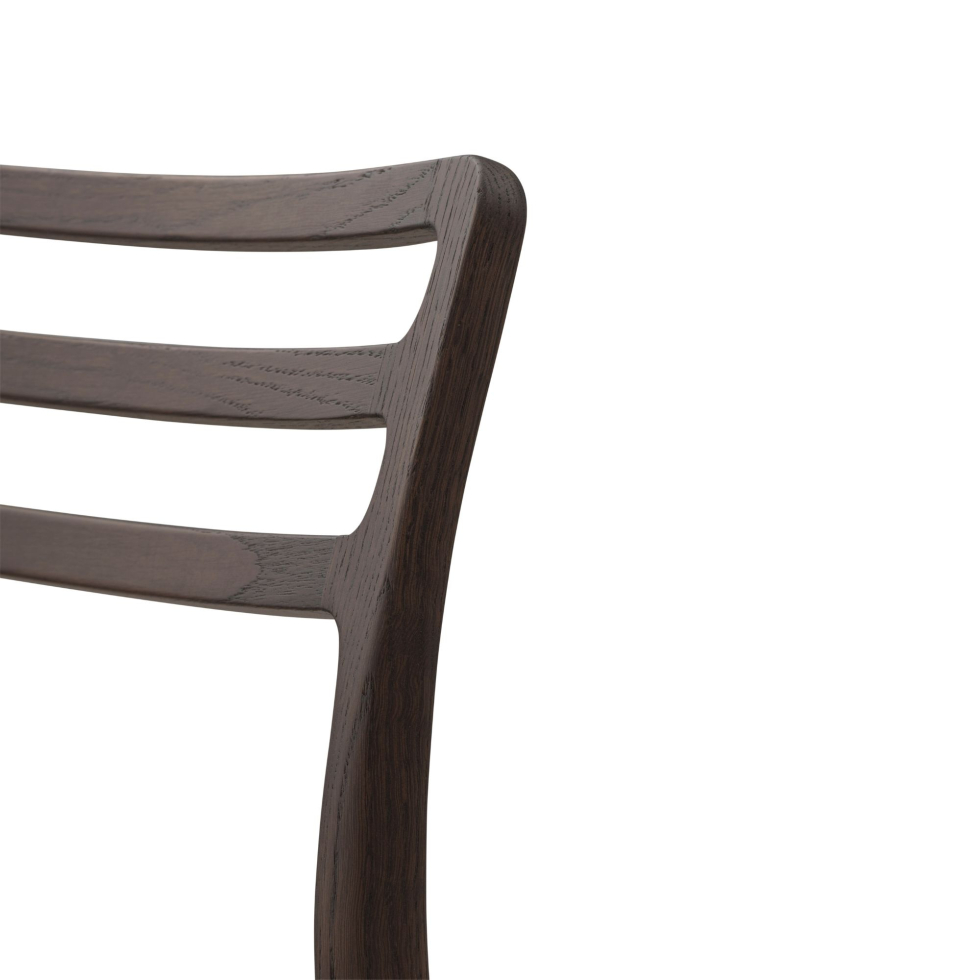 Krzesło Cabin 481 Dark oak
