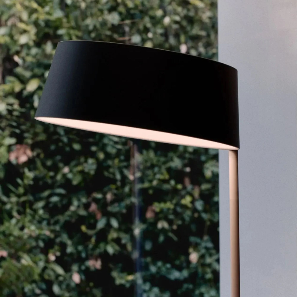 Lampa podłogowa Oxygen Straight Black
