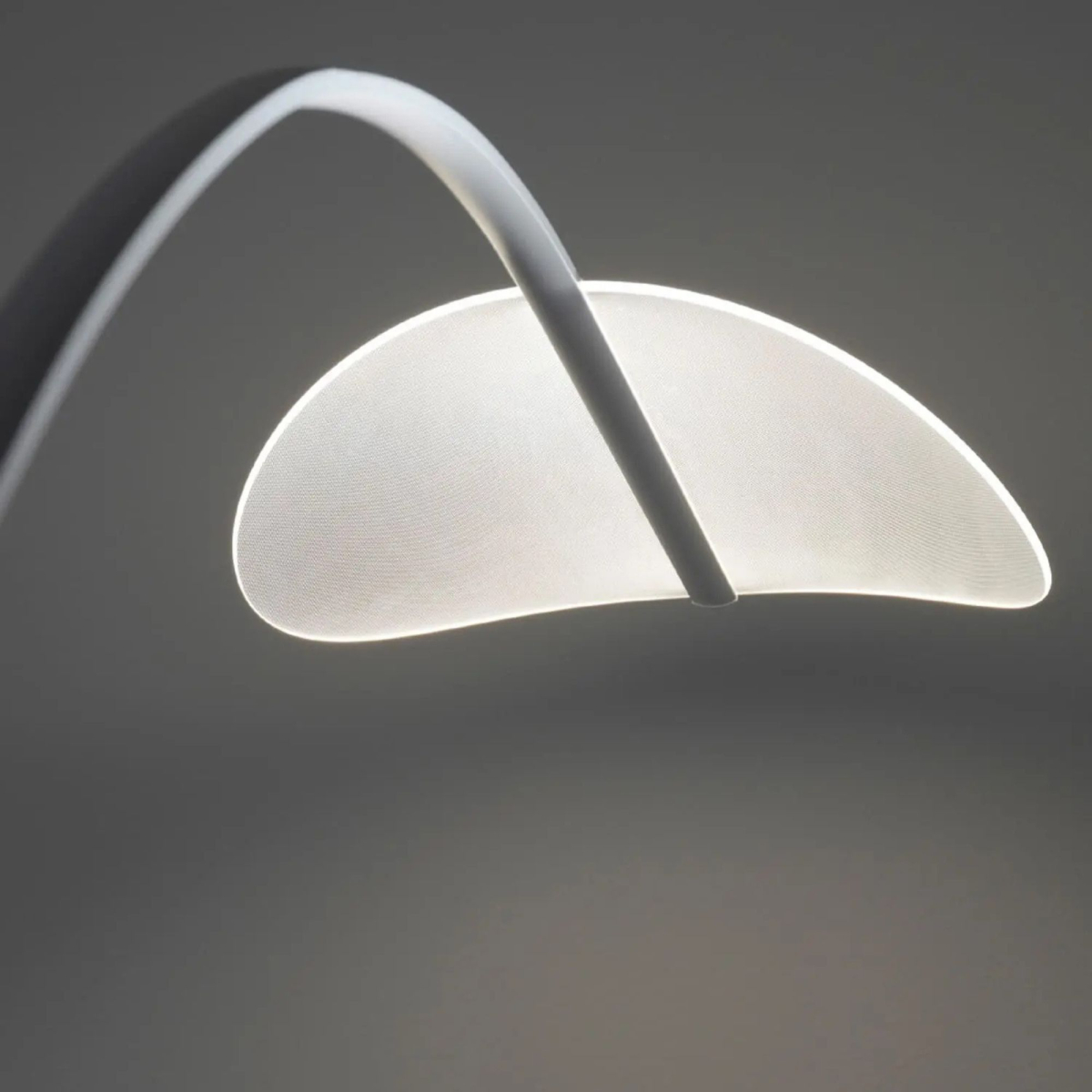 Lampa podłogowa Diphy