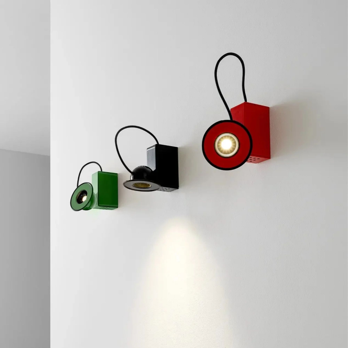 Lampa ścienna Minibox Red