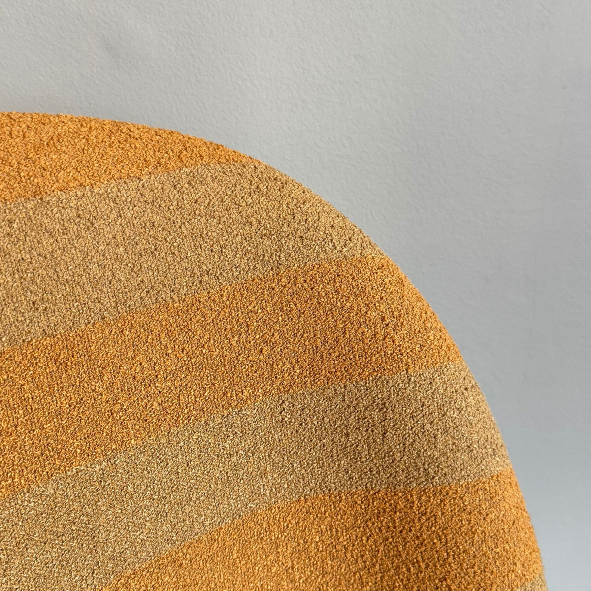 Krzesło Beetle Acca Stripe