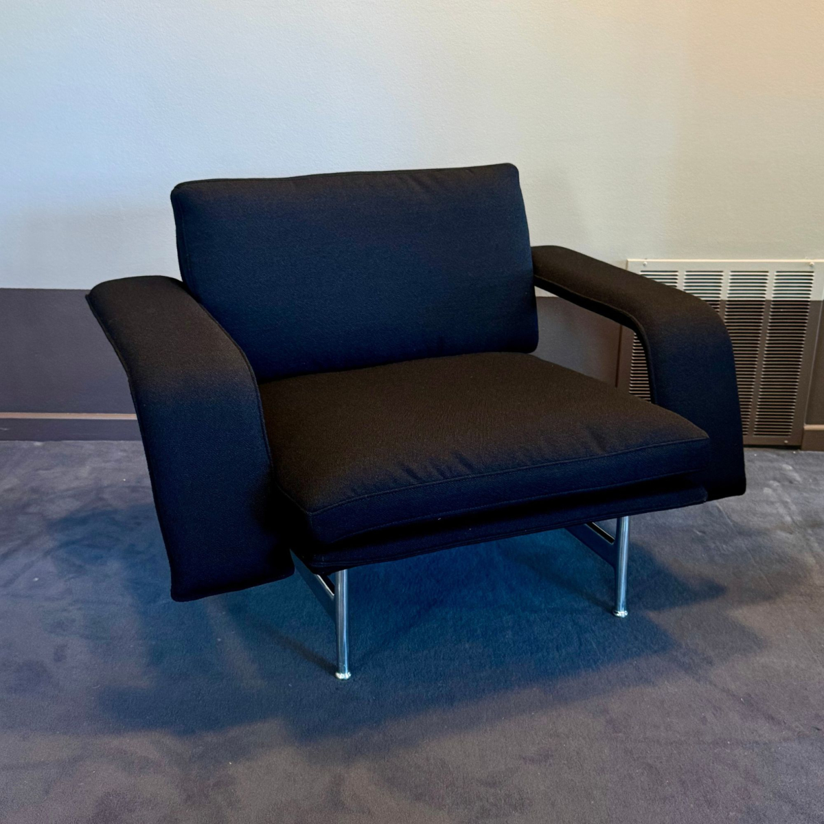 Fotel Meantime AV29