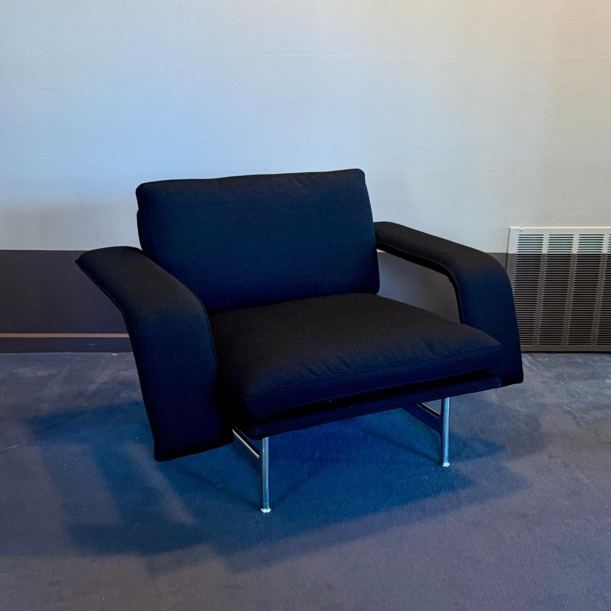 Fotel Meantime AV29