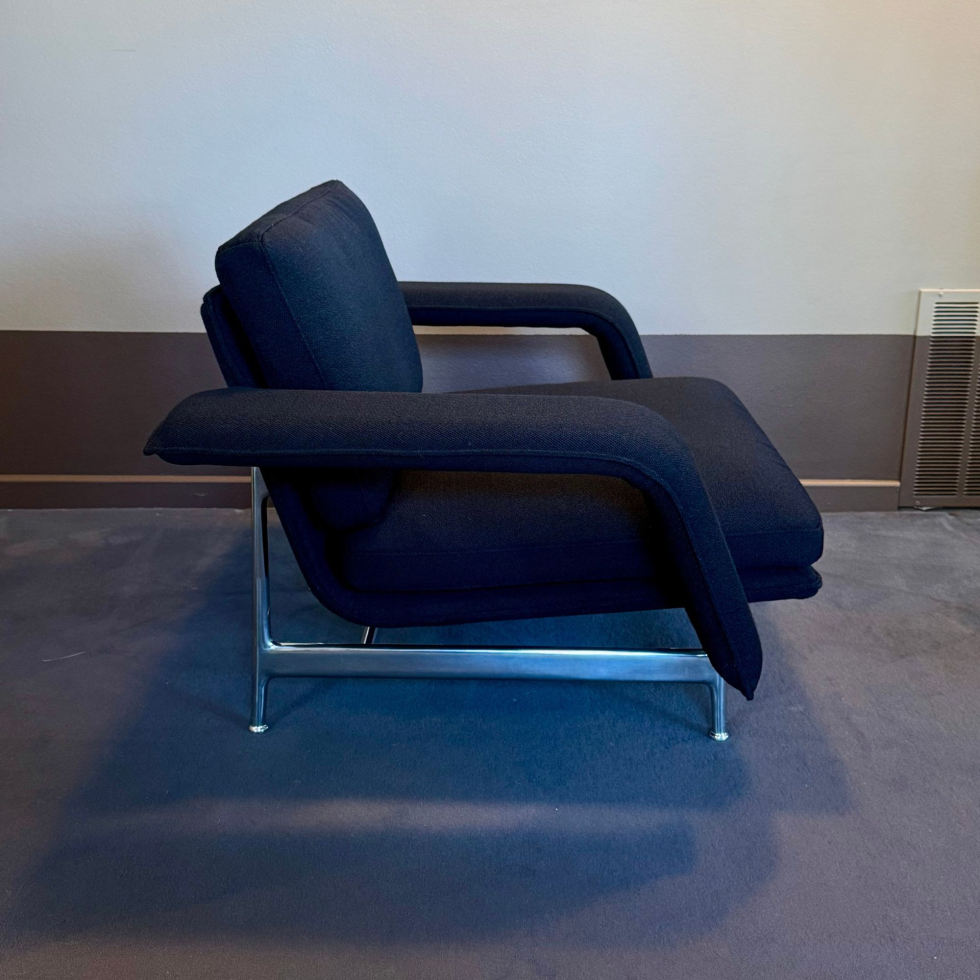 Fotel Meantime AV29