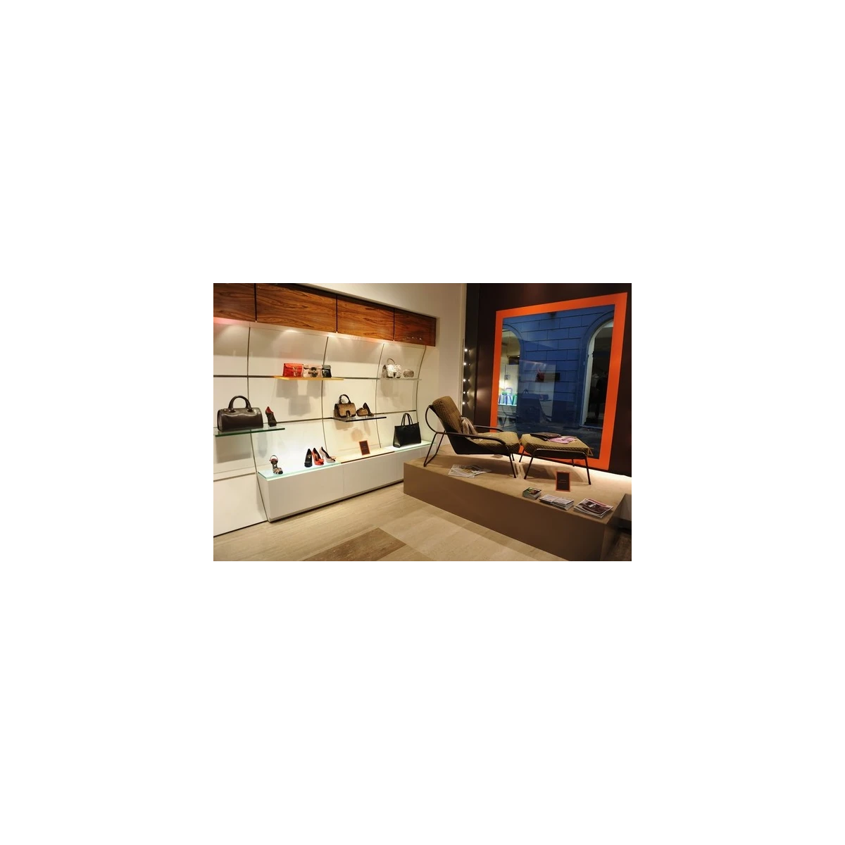 Podnóżek Maggiolina