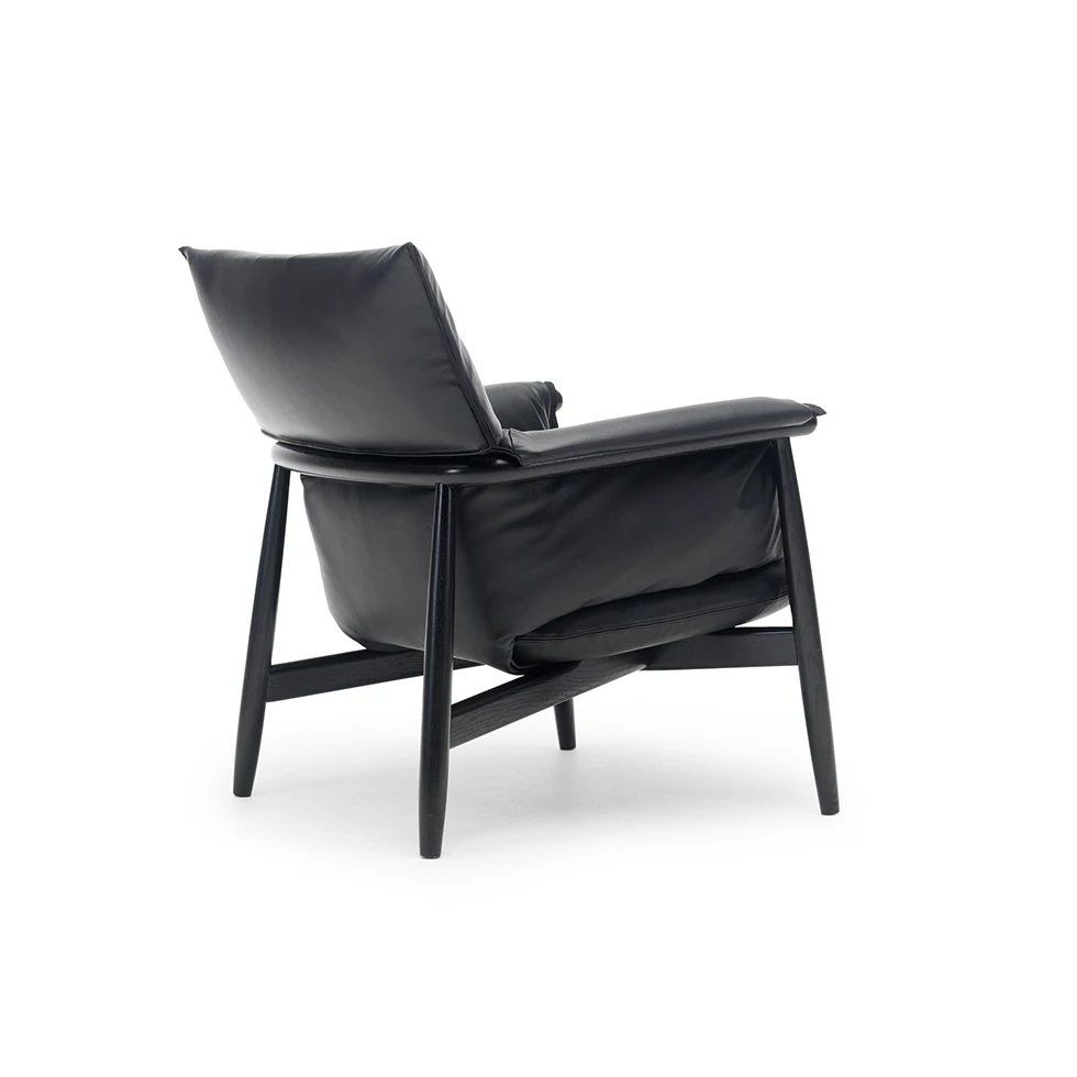 Krzesło Embrace E015 Carl Hansen & Søn