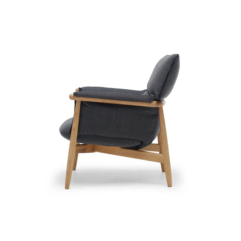 Krzesło Embrace E015 Carl Hansen & Søn