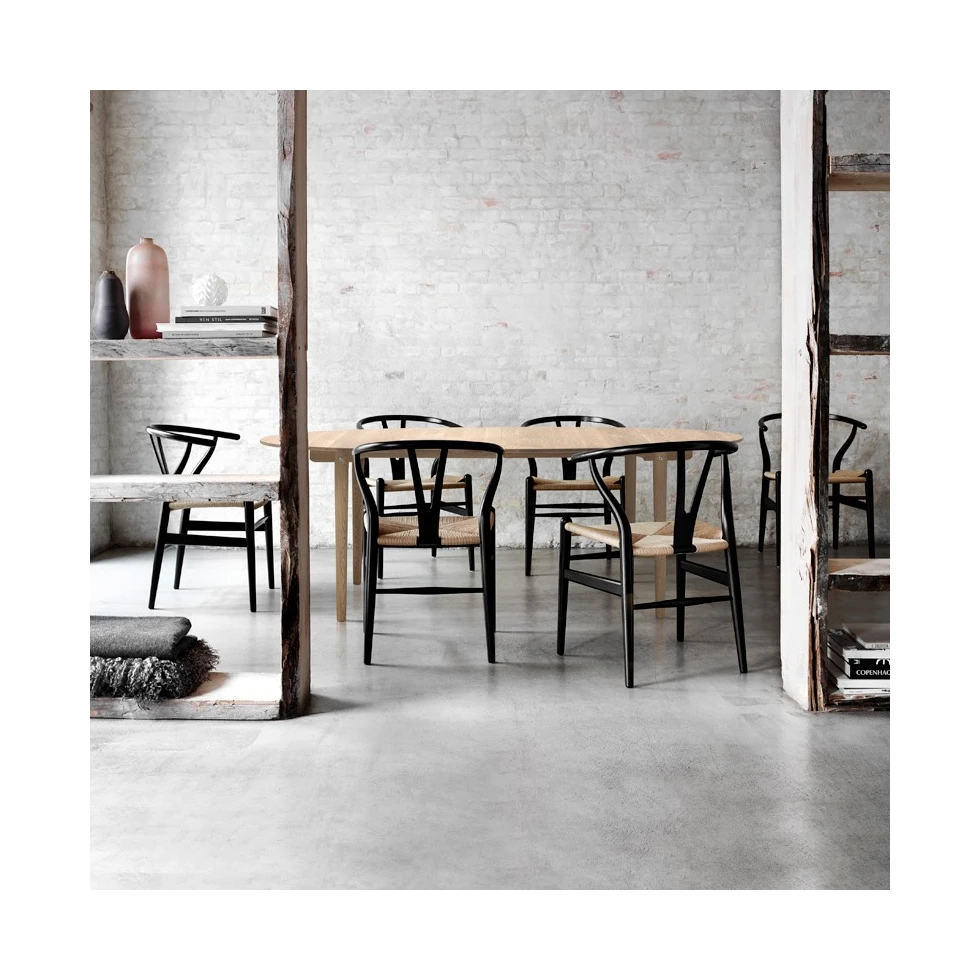 Solidny stół CH338 Carl Hansen & Søn