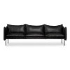 Sofa Tiki tapicerowana czarną skóra Fogia