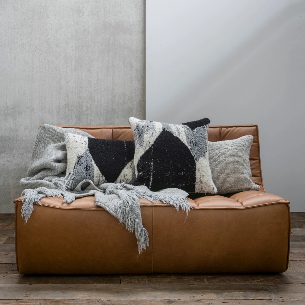 Sofa dwuosobowa N701 Old Saddle