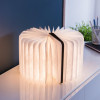 Regulowana designerska lampa stołowa bezprzewodowa Mini Smart Book Walnut Gingko Electronics