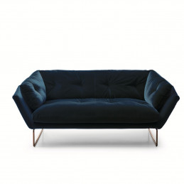 Niebieska sofa Saba New York Suite